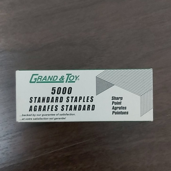 12pk - Grand & Toy Self Stick Notes & Staples - Picture 5 of 5